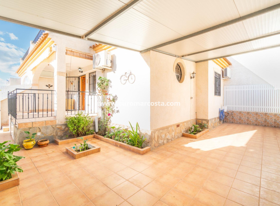 Objekte zum Wiederverkauf - Haus - Orihuela Costa