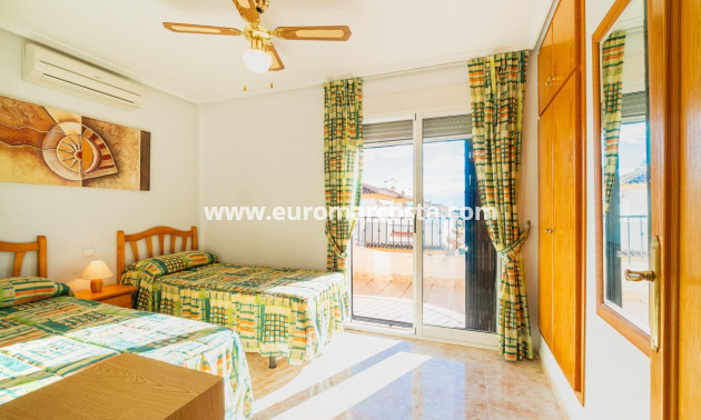 Objekte zum Wiederverkauf - Haus - Orihuela Costa