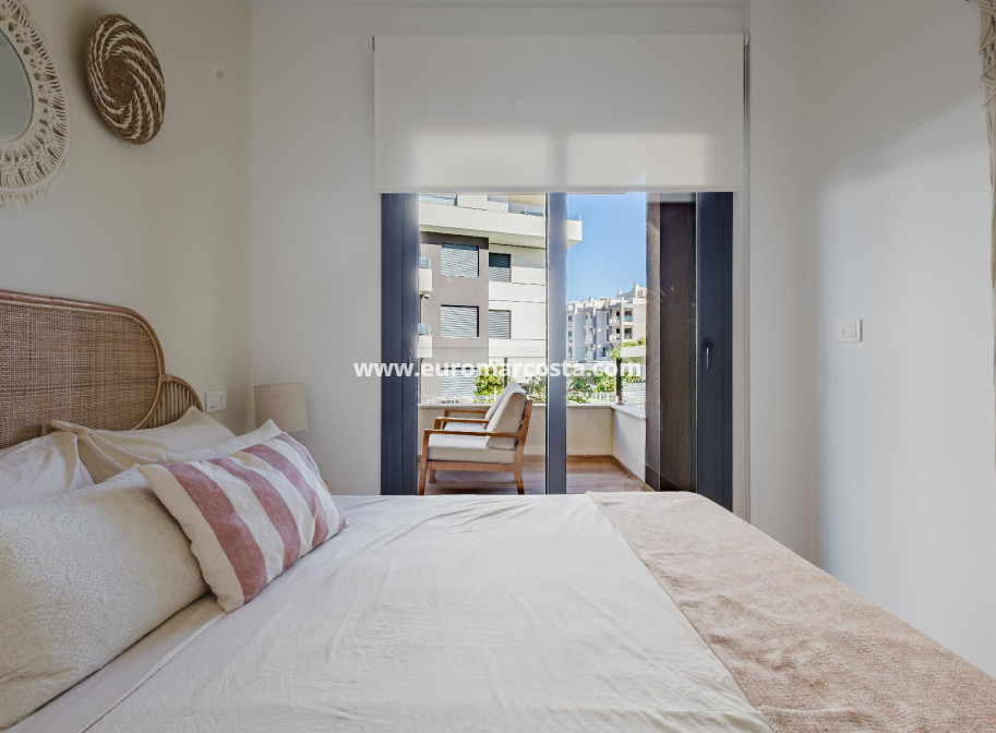 Objekte zum Wiederverkauf - Wohnung - Orihuela Costa - valentino golf III