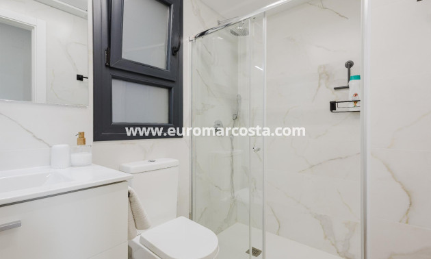 Objekte zum Wiederverkauf - Wohnung - Orihuela Costa - valentino golf III