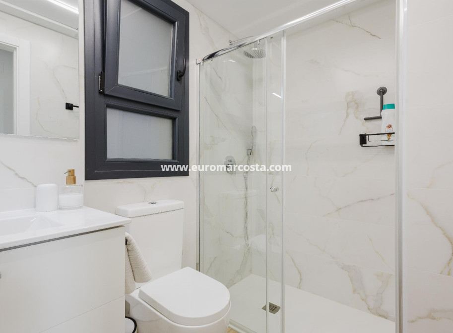 Objekte zum Wiederverkauf - Wohnung - Orihuela Costa - valentino golf III