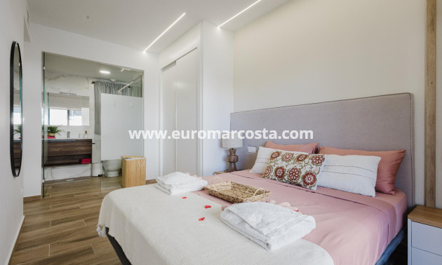 Objekte zum Wiederverkauf - Wohnung - Orihuela Costa - valentino golf III