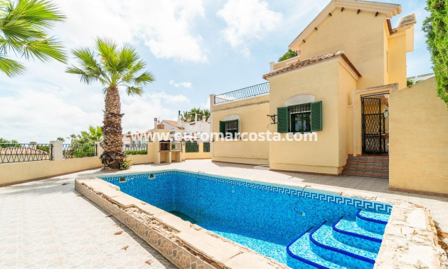 Sale - Villa - Orihuela Costa