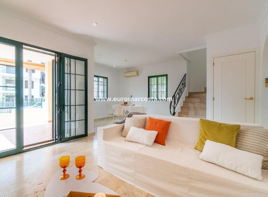 Sale - Villa - Orihuela Costa