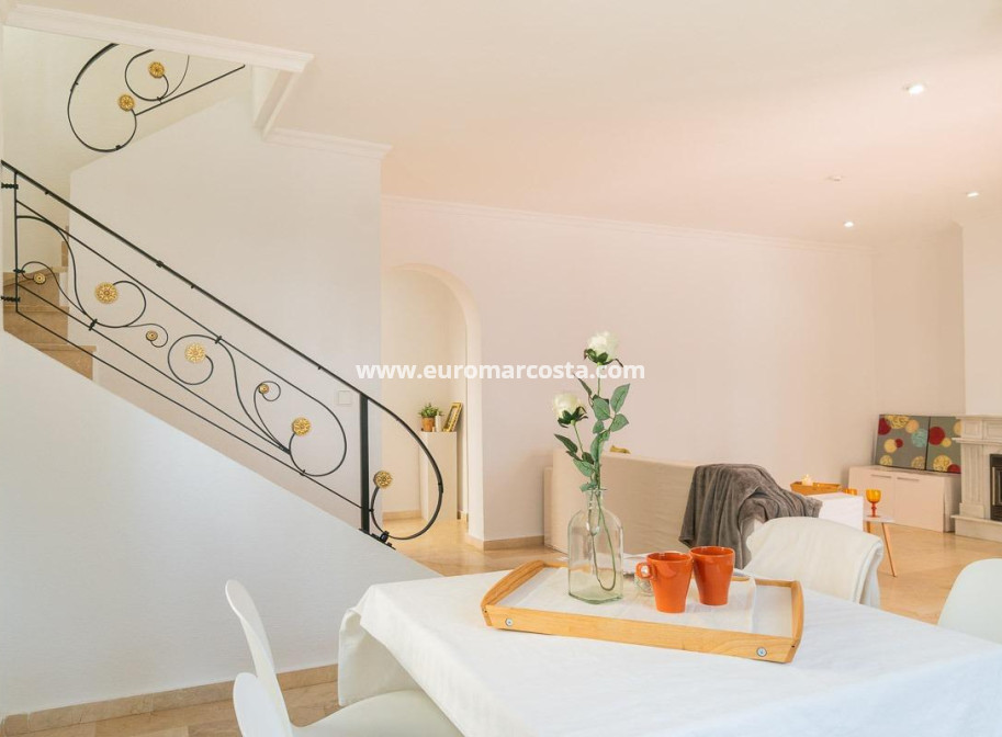 Sale - Villa - Orihuela Costa