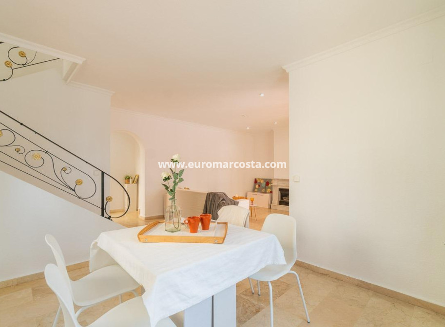 Sale - Villa - Orihuela Costa