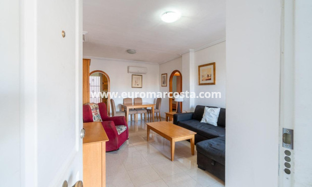 Venta - Apartamento / piso - Orihuela Costa - Lomas de Cabo Roig-Los Dolses