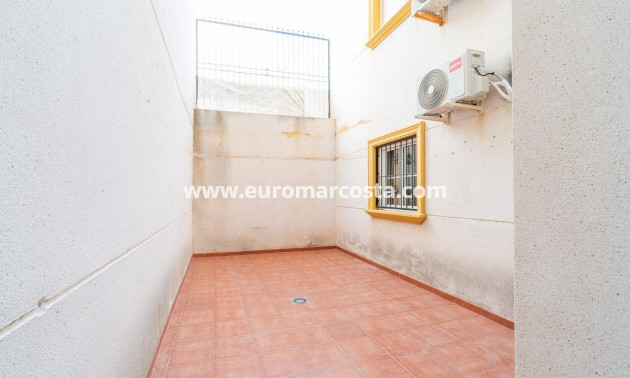 Venta - Apartamento / piso - Orihuela Costa - Lomas de Cabo Roig-Los Dolses