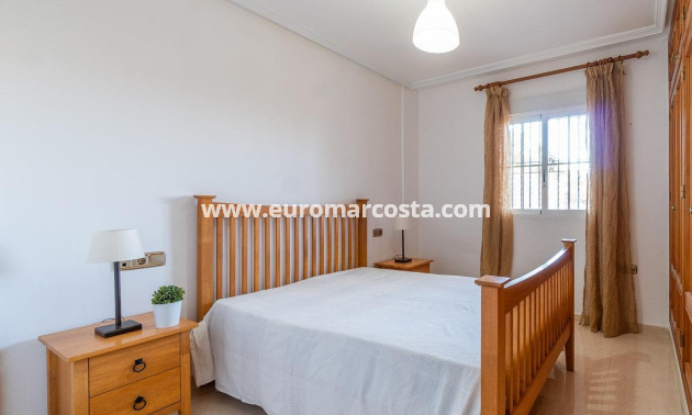 Venta - Apartamento / piso - Orihuela Costa - Lomas de Cabo Roig-Los Dolses