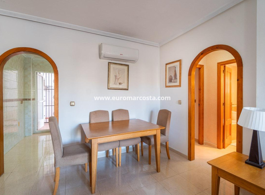 Venta - Apartamento / piso - Orihuela Costa - Lomas de Cabo Roig-Los Dolses