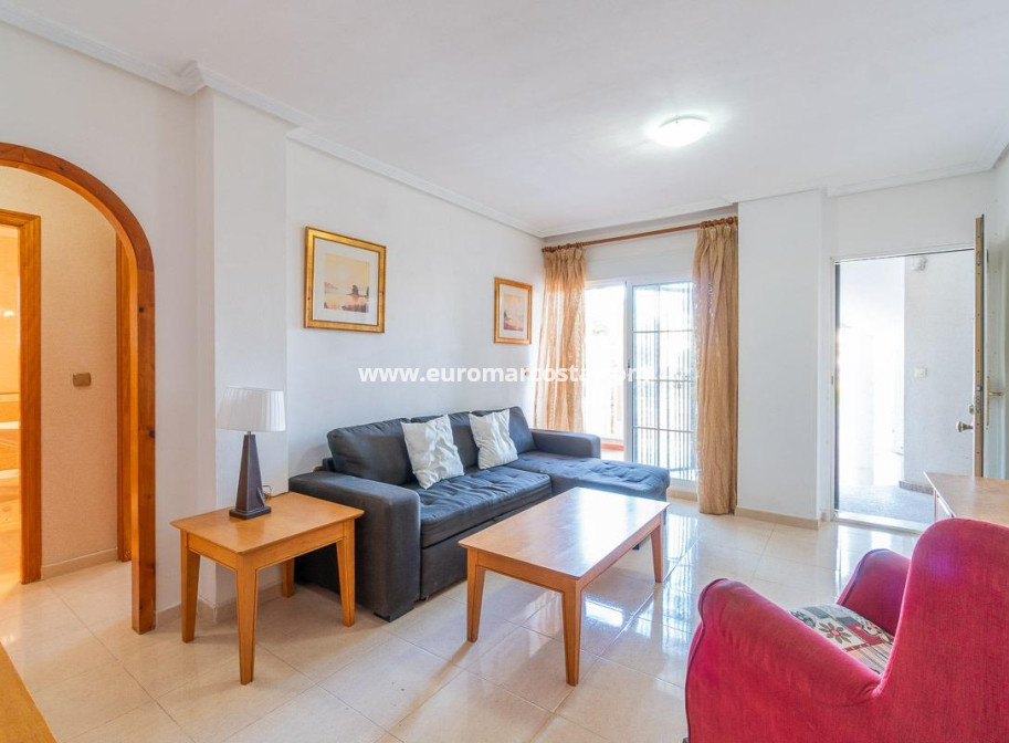 Venta - Apartamento / piso - Orihuela Costa - Lomas de Cabo Roig-Los Dolses
