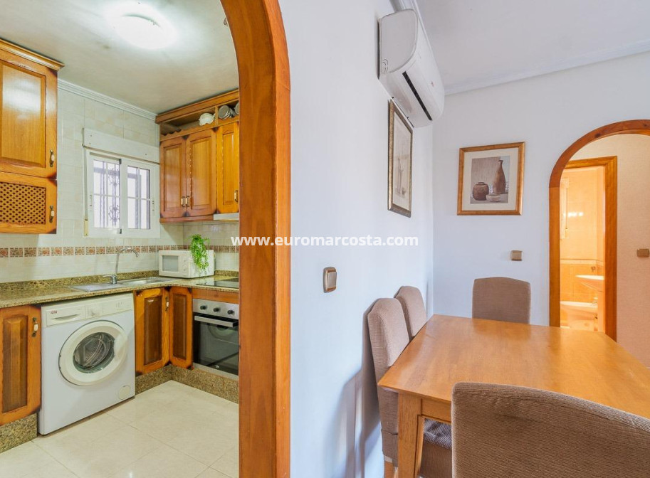 Venta - Apartamento / piso - Orihuela Costa - Lomas de Cabo Roig-Los Dolses