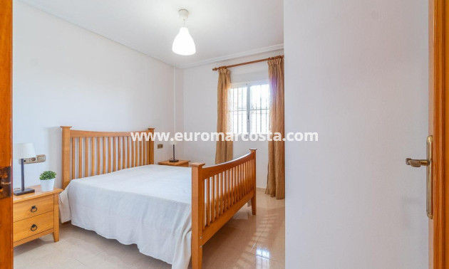 Venta - Apartamento / piso - Orihuela Costa - Lomas de Cabo Roig-Los Dolses