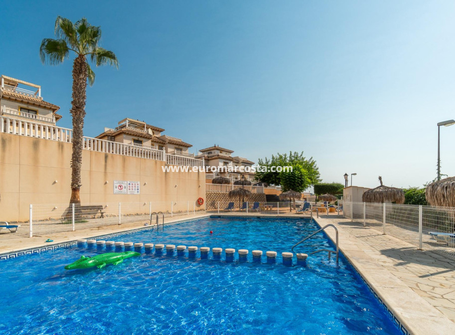 Venta - Apartamento / piso - Orihuela Costa - Lomas de Cabo Roig-Los Dolses