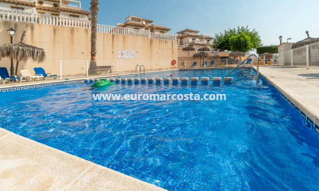 Venta - Apartamento / piso - Orihuela Costa - Lomas de Cabo Roig-Los Dolses