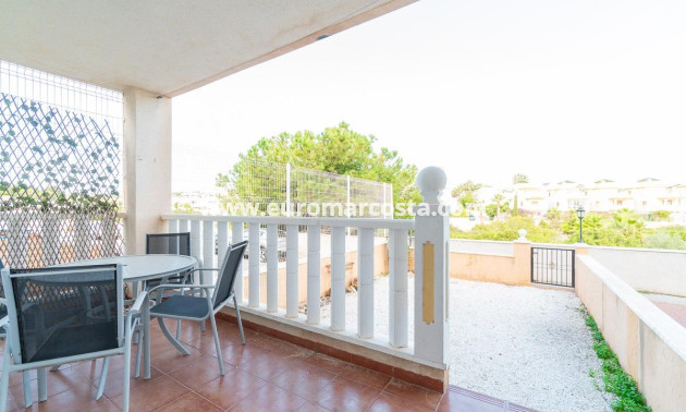 Venta - Apartamento / piso - Orihuela Costa - Lomas de Cabo Roig-Los Dolses
