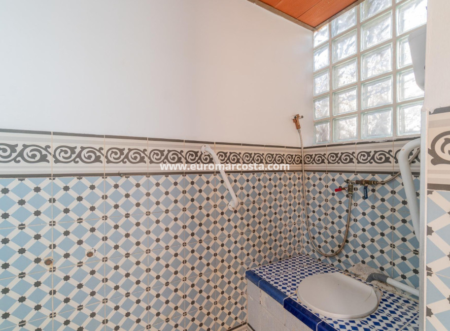 Venta - Villa - Torrevieja - TORREVIEJA