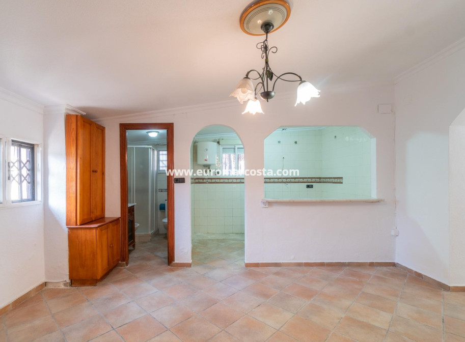 Venta - Villa - Torrevieja - TORREVIEJA