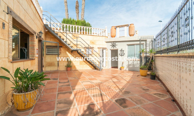 Venta - Villa - Torrevieja - TORREVIEJA