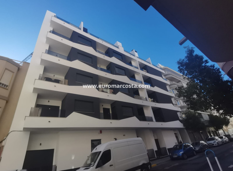 Neubauten - Wohnung - Torrevieja - TORREVIEJA