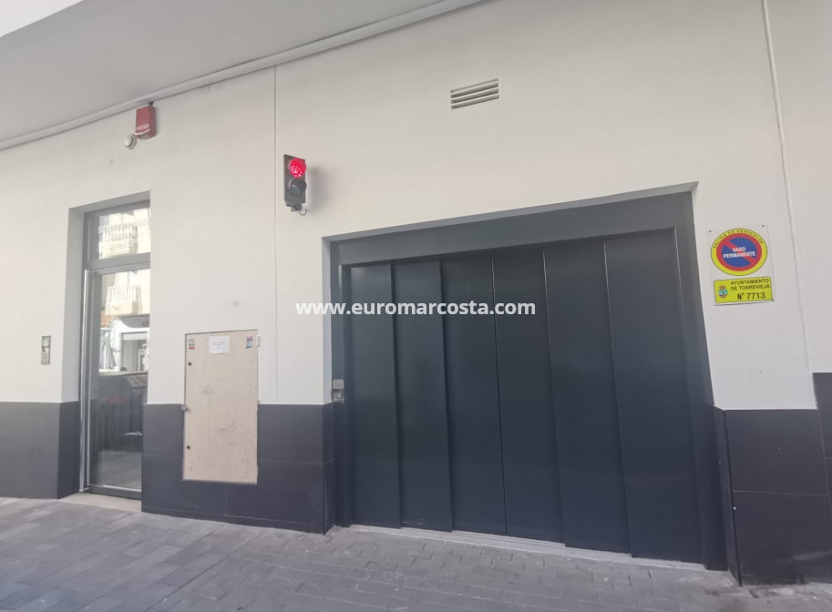 Neubauten - Wohnung - Torrevieja - TORREVIEJA