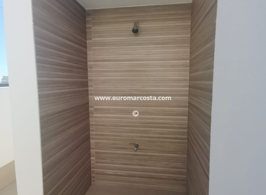 Neubauten - Wohnung - Torrevieja - TORREVIEJA