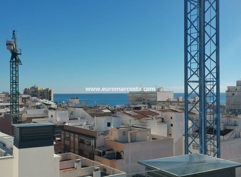 Neubauten - Wohnung - Torrevieja - TORREVIEJA