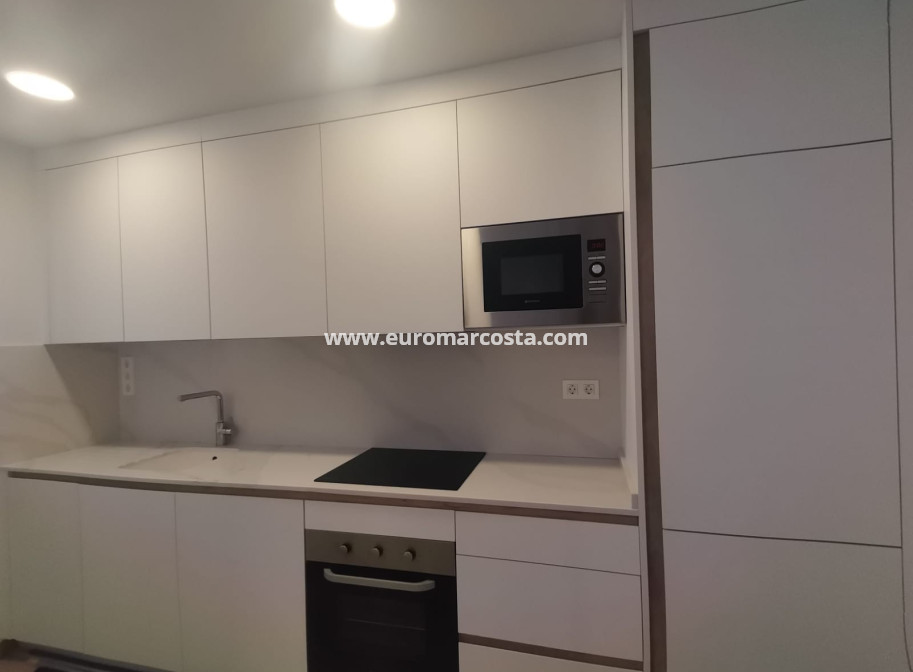 Sale - Apartment / flat - Torrevieja - TORREVIEJA