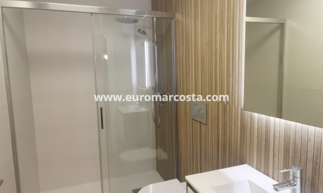 Sale - Apartment / flat - Torrevieja - TORREVIEJA