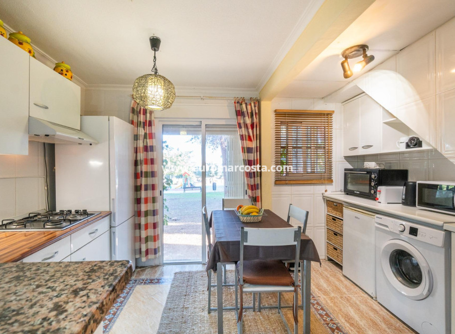 Venta - Adosado - Torrevieja - TORREVIEJA