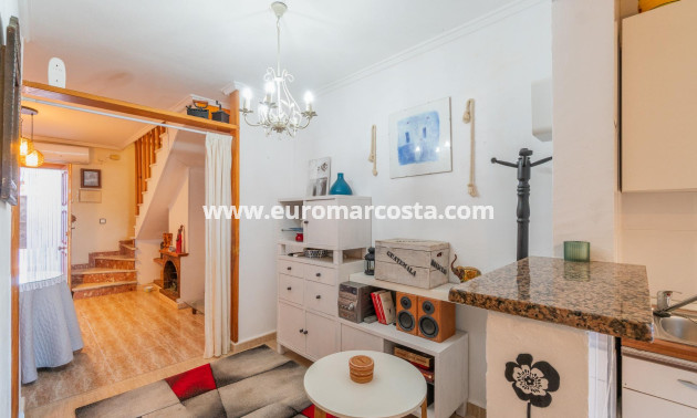 Venta - Adosado - Torrevieja - TORREVIEJA