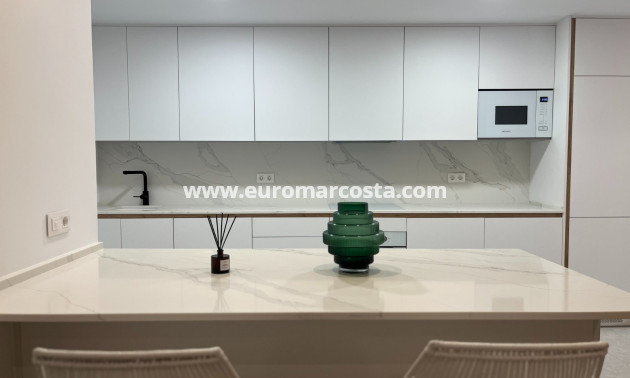 Sale - Apartment / flat - Torrevieja - TORREVIEJA