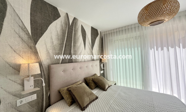 Sale - Apartment / flat - Torrevieja - TORREVIEJA