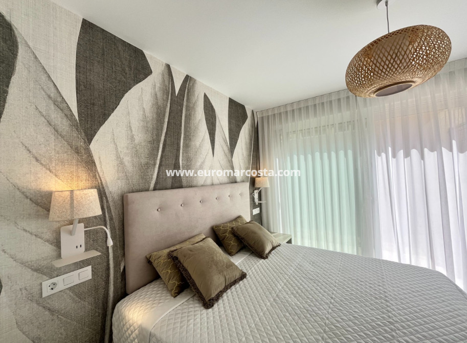 Sale - Apartment / flat - Torrevieja - TORREVIEJA