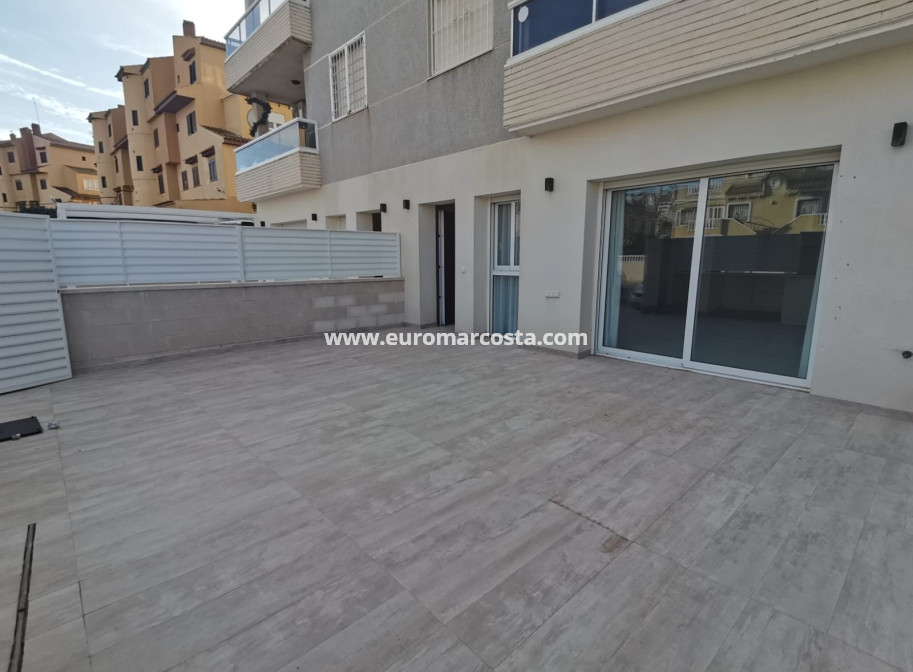 Sale - Apartment / flat - Torrevieja - TORREVIEJA