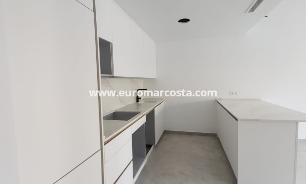 Sale - Apartment / flat - Torrevieja - TORREVIEJA
