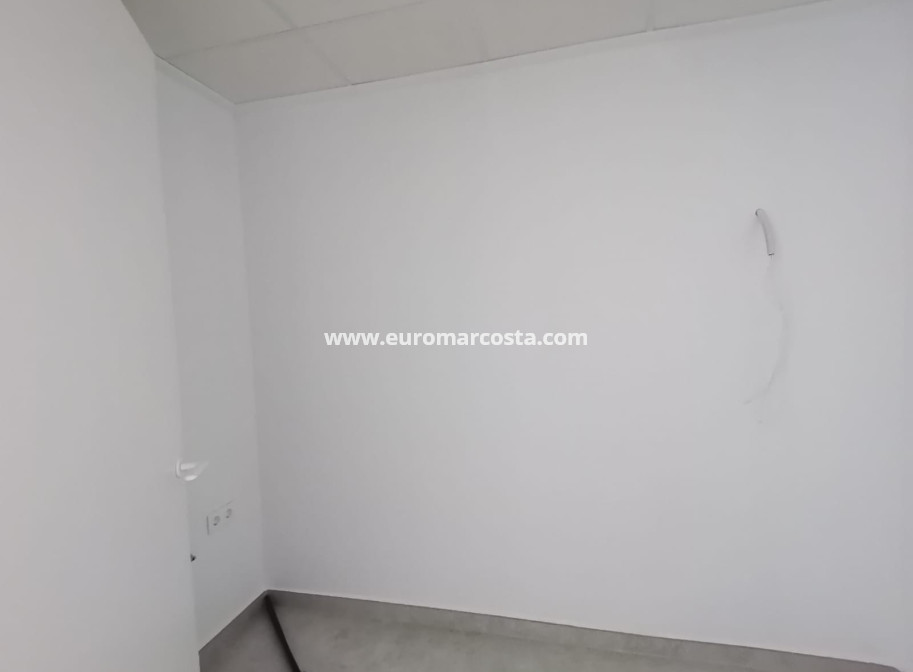 Sale - Apartment / flat - Torrevieja - TORREVIEJA