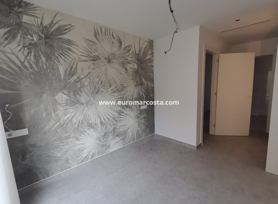 Sale - Apartment / flat - Torrevieja - TORREVIEJA