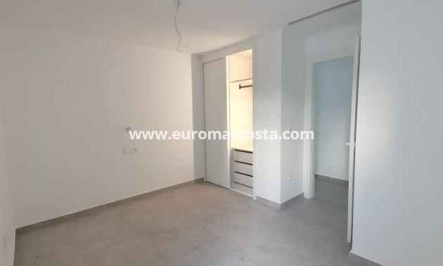 Sale - Apartment / flat - Torrevieja - TORREVIEJA