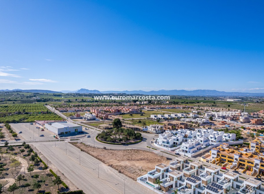 Nueva construcción  - Laguna Azul Villa - Los Montesinos - La Herrada