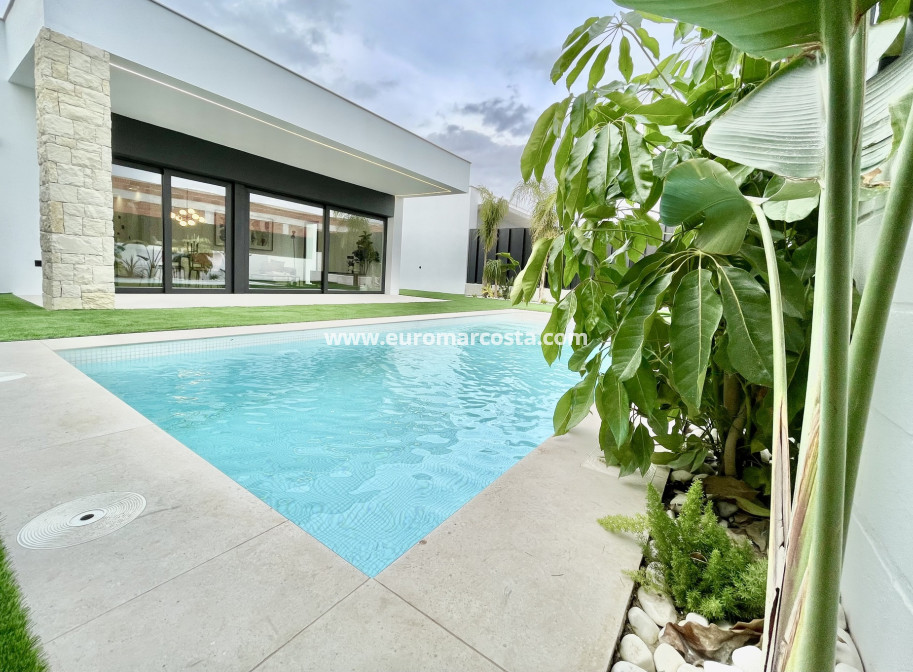 New Build - detached - Molina de Segura