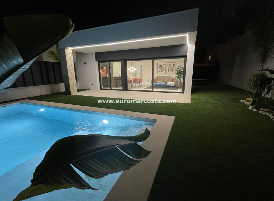 New Build - detached - Molina de Segura