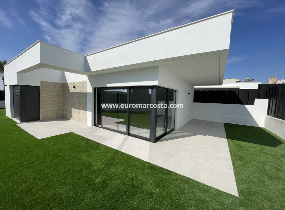 New Build - detached - Molina de Segura