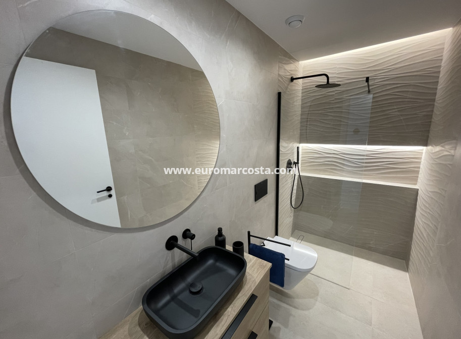 New Build - detached - Molina de Segura