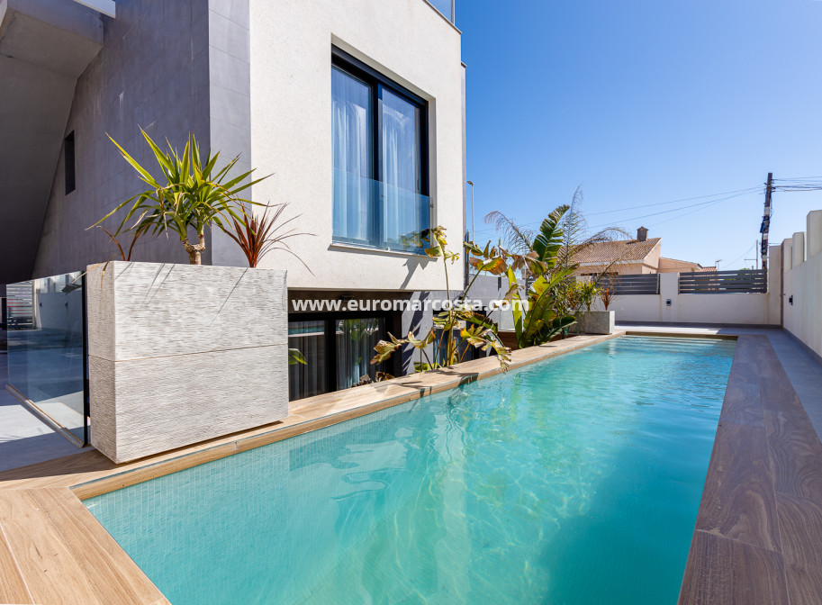 New Build - detached - La Mata