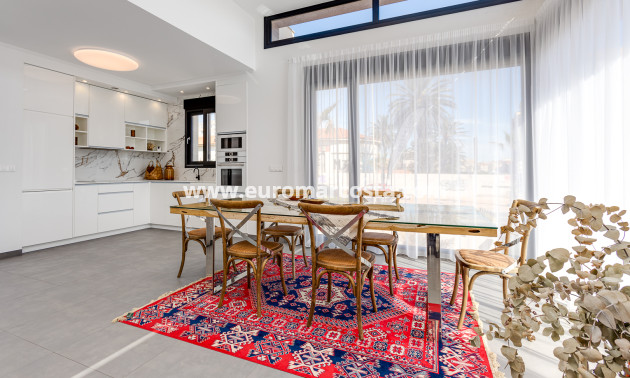 New Build - detached - La Mata