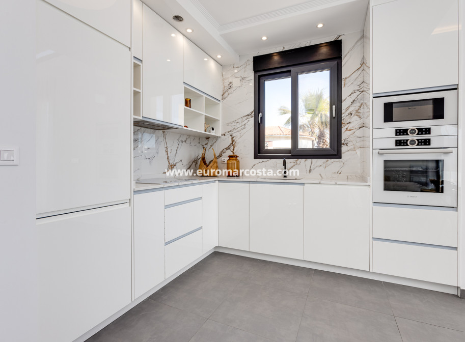 New Build - detached - La Mata