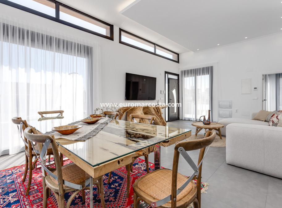 New Build - detached - La Mata