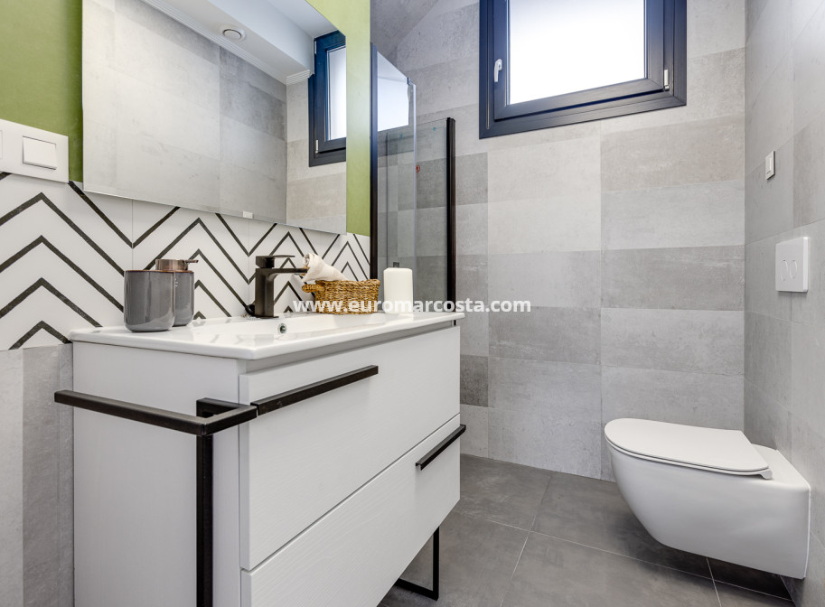 New Build - detached - La Mata