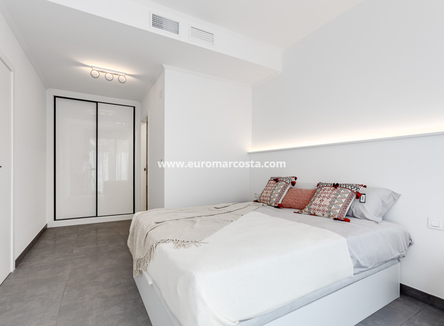 New Build - detached - La Mata